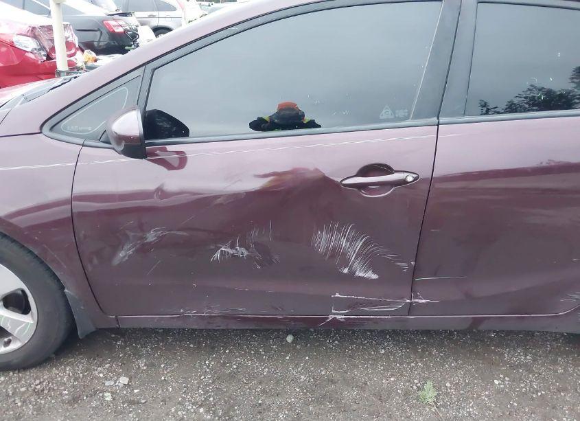 Photo 6 of 2017 Kia Forte LX (VIN 3KPFK4A72HE146328)