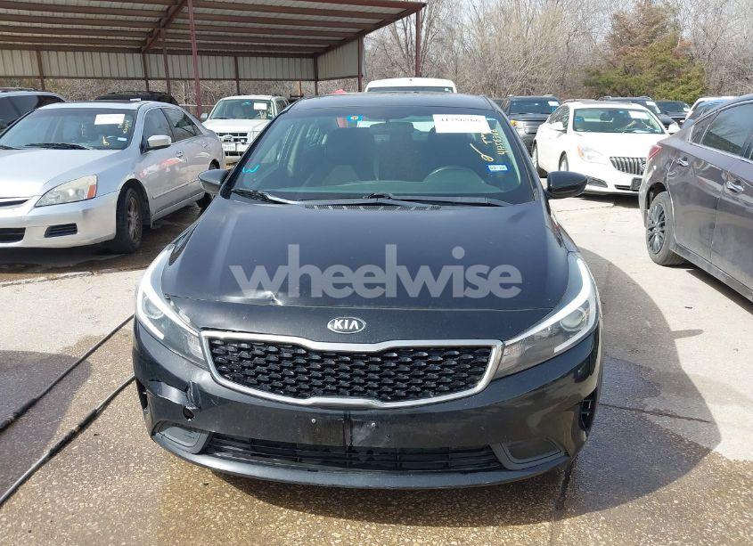 Photo 12 of 2017 Kia Forte LX (VIN 3KPFK4A72HE157703)