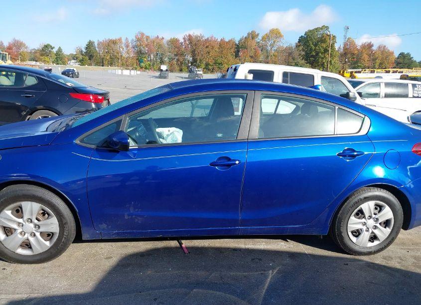 Photo 14 of 2017 Kia Forte LX (VIN 3KPFK4A72HE159368)