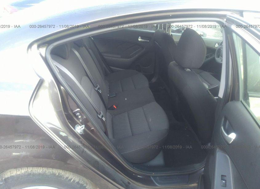 Photo 8 of 2018 Kia Forte LX (VIN 3KPFK4A72JE164933)