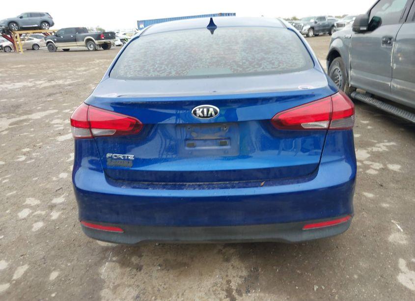 Photo 17 of 2018 Kia Forte LX (VIN 3KPFK4A72JE207439)