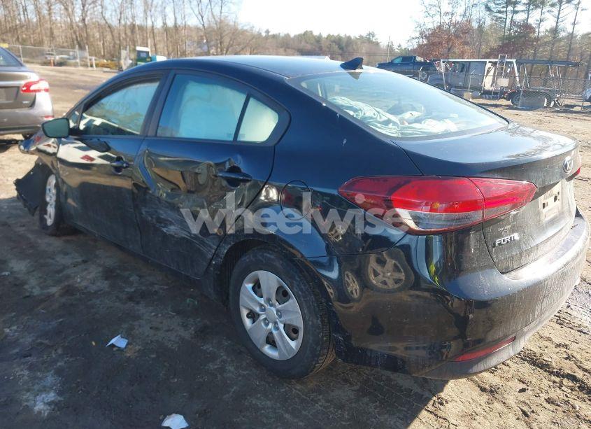 Photo 3 of 2018 Kia Forte LX (VIN 3KPFK4A72JE230686)