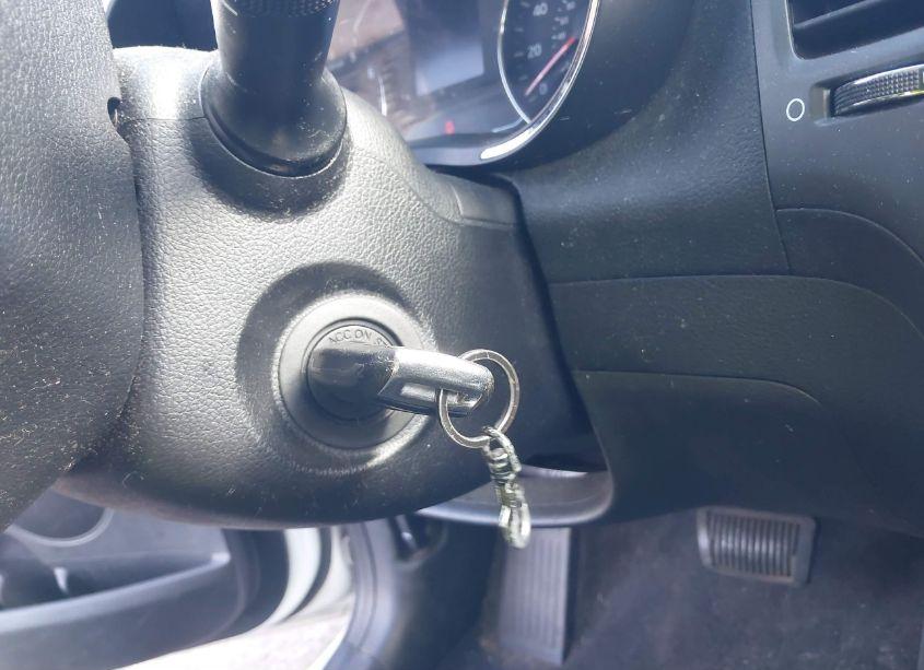 Photo 11 of 2018 Kia Forte LX (VIN 3KPFK4A72JE232681)