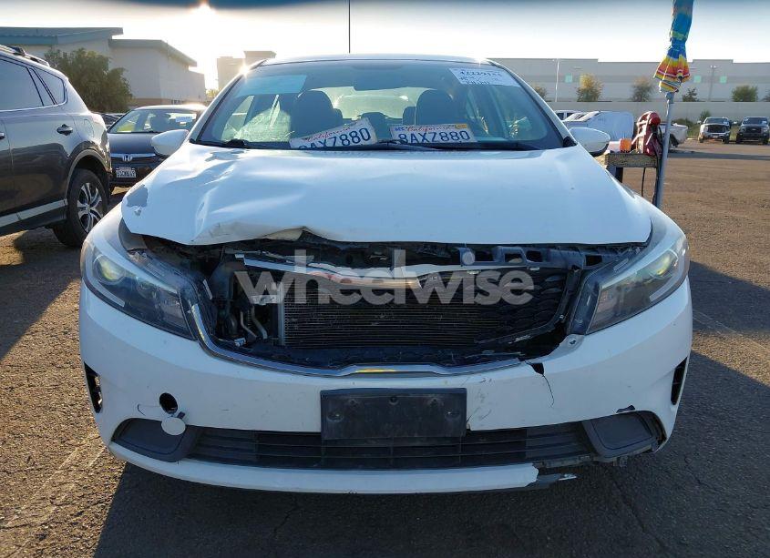 Photo 12 of 2017 Kia Forte LX (VIN 3KPFK4A73HE017806)
