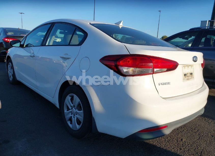 Photo 3 of 2017 Kia Forte LX (VIN 3KPFK4A73HE017806)