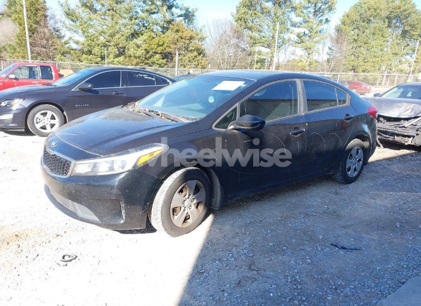 Photo 2 of 2017 Kia Forte LX (VIN 3KPFK4A73HE018261)