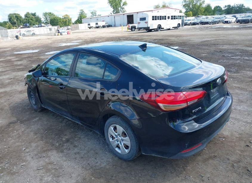 Photo 3 of 2017 Kia Forte LX (VIN 3KPFK4A73HE018325)