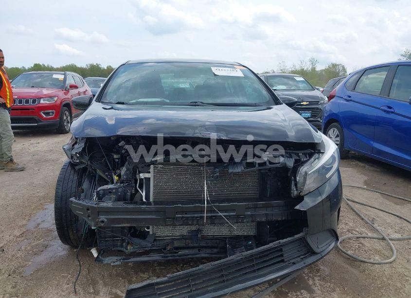 Photo 12 of 2017 Kia Forte LX (VIN 3KPFK4A73HE037005)