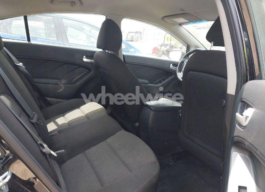 Photo 8 of 2017 Kia Forte LX (VIN 3KPFK4A73HE037005)