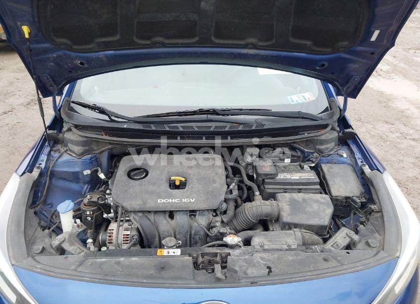 Photo 10 of 2017 Kia Forte LX (VIN 3KPFK4A73HE059201)