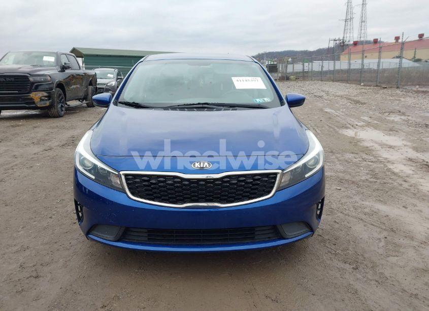 Photo 12 of 2017 Kia Forte LX (VIN 3KPFK4A73HE059201)