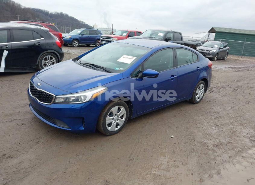 Photo 2 of 2017 Kia Forte LX (VIN 3KPFK4A73HE059201)