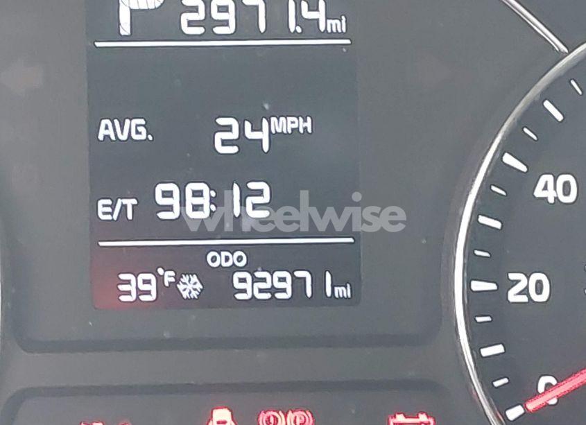 Photo 16 of 2017 Kia Forte LX (VIN 3KPFK4A73HE070067)