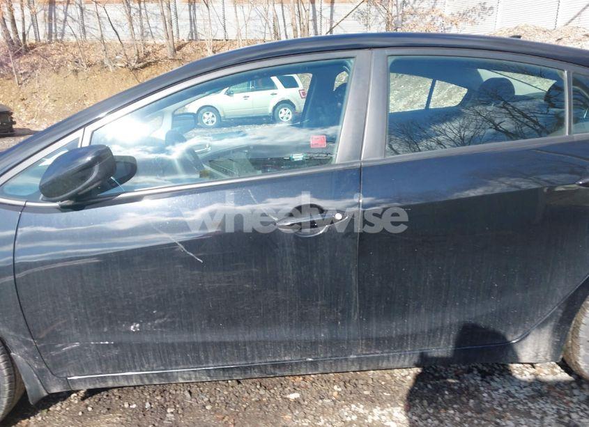 Photo 21 of 2017 Kia Forte LX (VIN 3KPFK4A73HE070067)