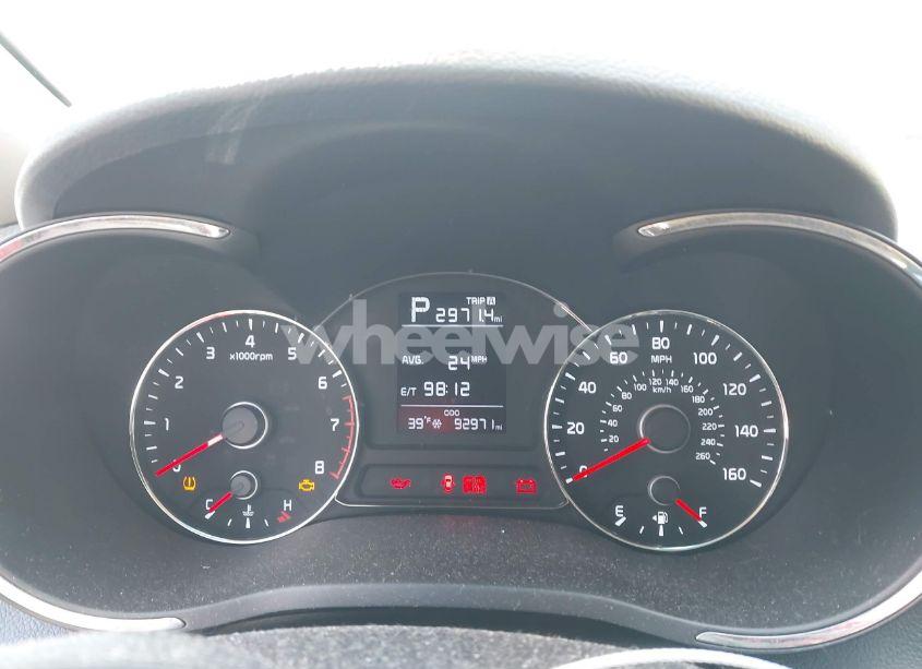 Photo 7 of 2017 Kia Forte LX (VIN 3KPFK4A73HE070067)