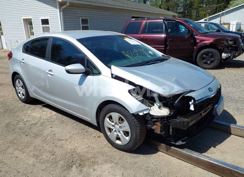 2017 Kia Forte LX (VIN 3KPFK4A73HE078119) main photo