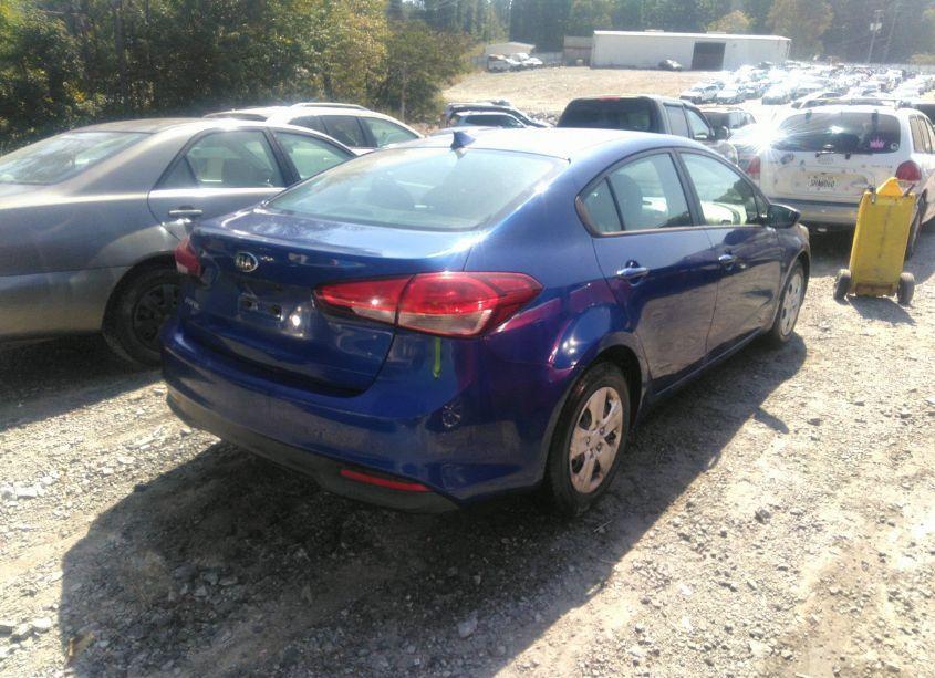 Photo 4 of 2017 Kia Forte LX (VIN 3KPFK4A73HE090299)