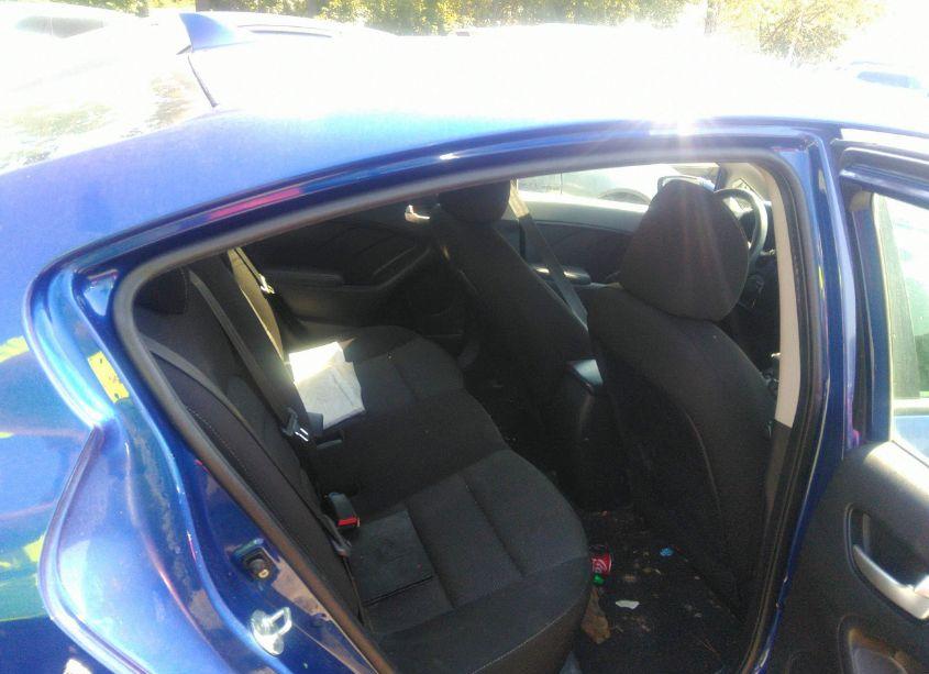 Photo 8 of 2017 Kia Forte LX (VIN 3KPFK4A73HE090299)