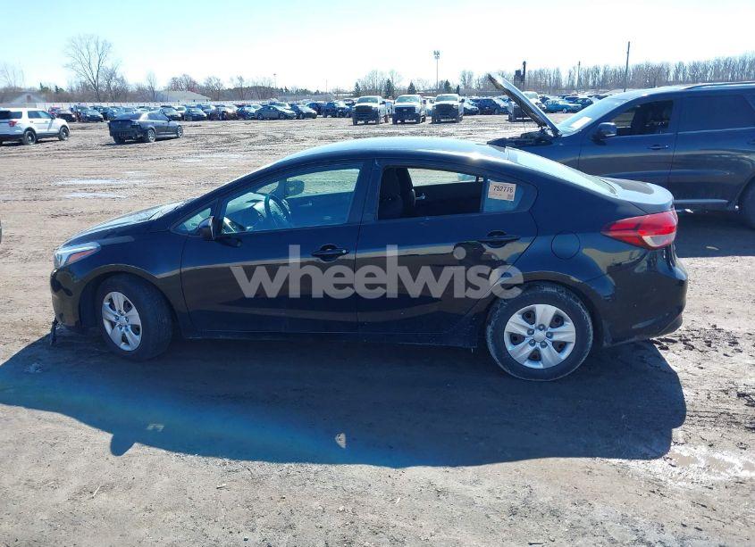 Photo 15 of 2017 Kia Forte LX (VIN 3KPFK4A73HE106226)