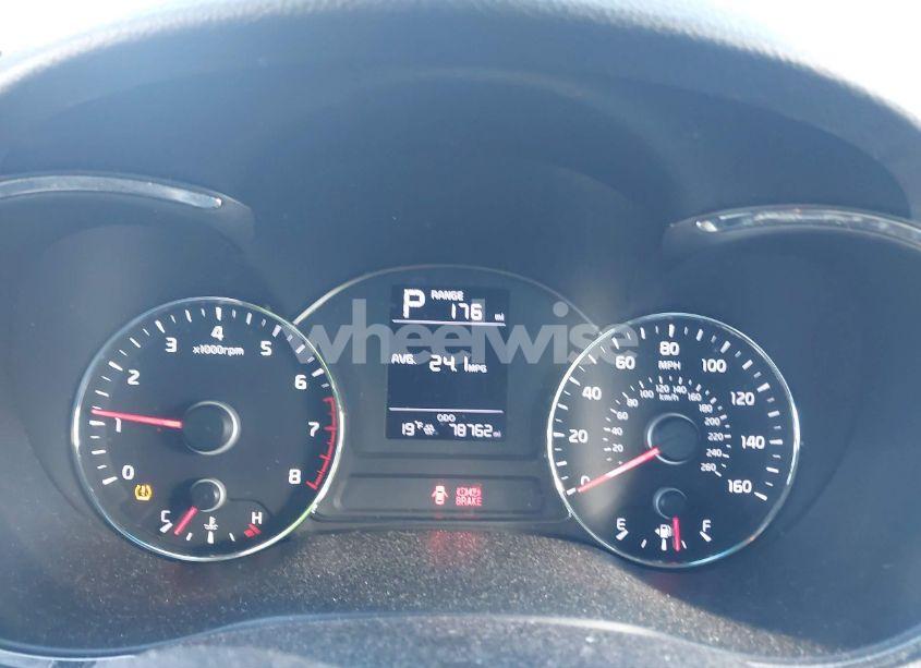 Photo 15 of 2017 Kia Forte LX (VIN 3KPFK4A73HE111961)