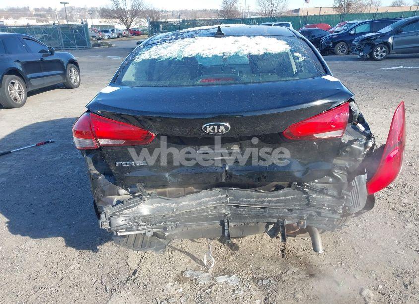 Photo 16 of 2017 Kia Forte LX (VIN 3KPFK4A73HE111961)