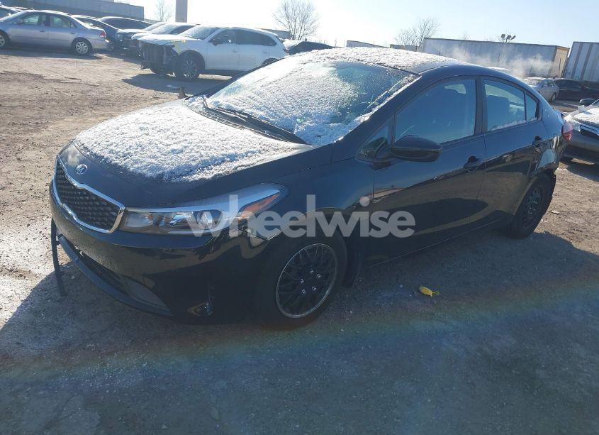 Photo 2 of 2017 Kia Forte LX (VIN 3KPFK4A73HE111961)