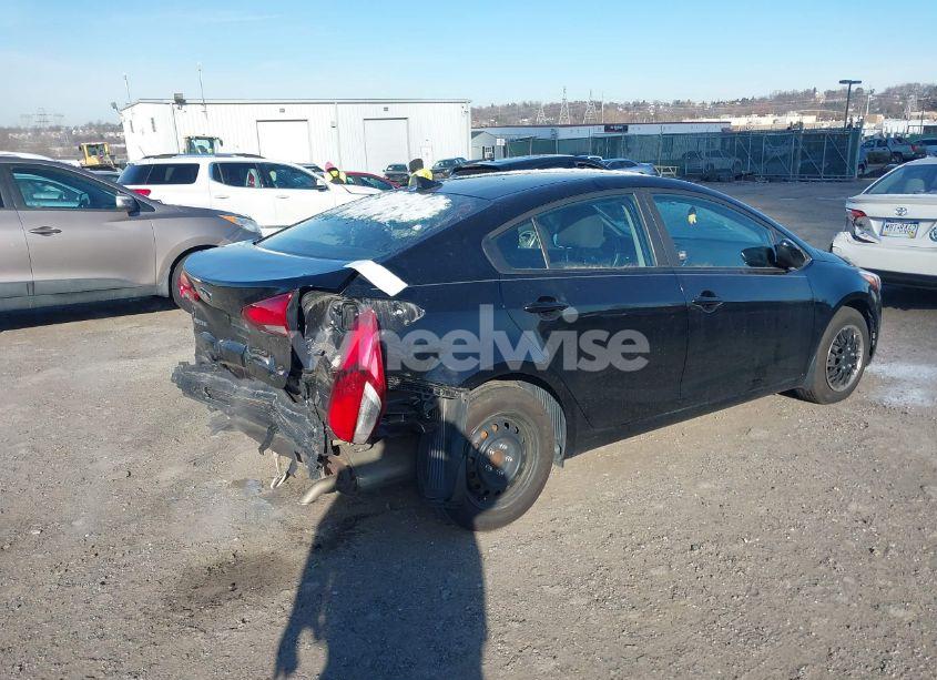 Photo 4 of 2017 Kia Forte LX (VIN 3KPFK4A73HE111961)