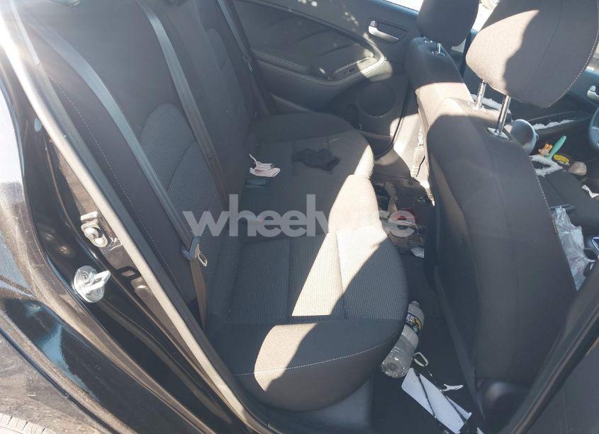 Photo 8 of 2017 Kia Forte LX (VIN 3KPFK4A73HE111961)