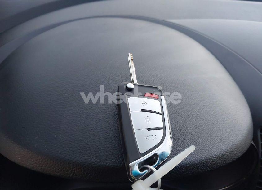 Photo 11 of 2017 Kia Forte LX (VIN 3KPFK4A73HE124337)