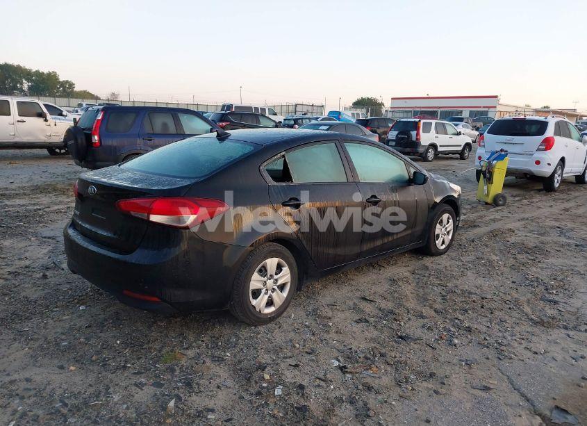 Photo 4 of 2017 Kia Forte LX (VIN 3KPFK4A73HE124337)