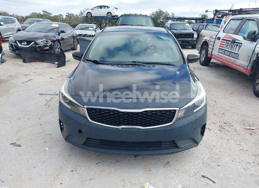 Photo 13 of 2017 Kia Forte LX (VIN 3KPFK4A73HE160576)