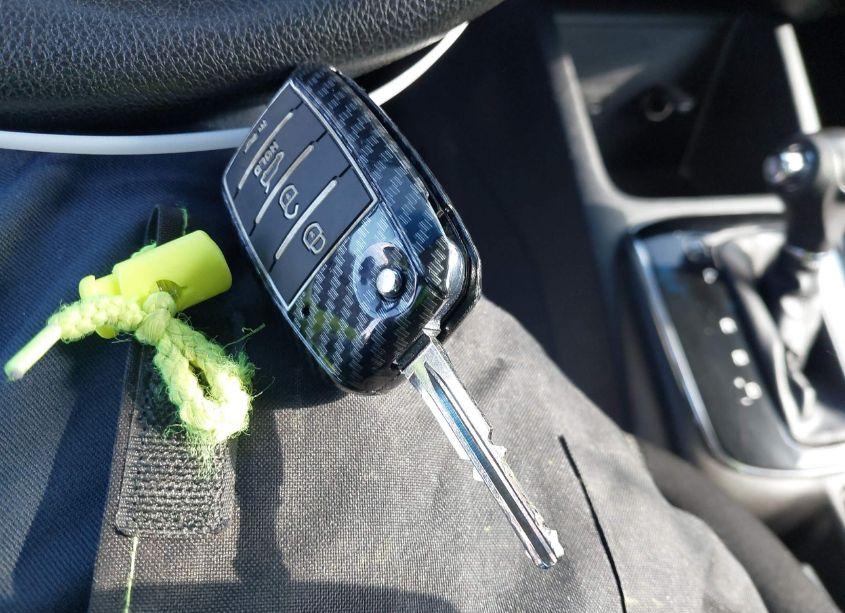 Photo 11 of 2017 Kia Forte LX (VIN 3KPFK4A73HE160867)