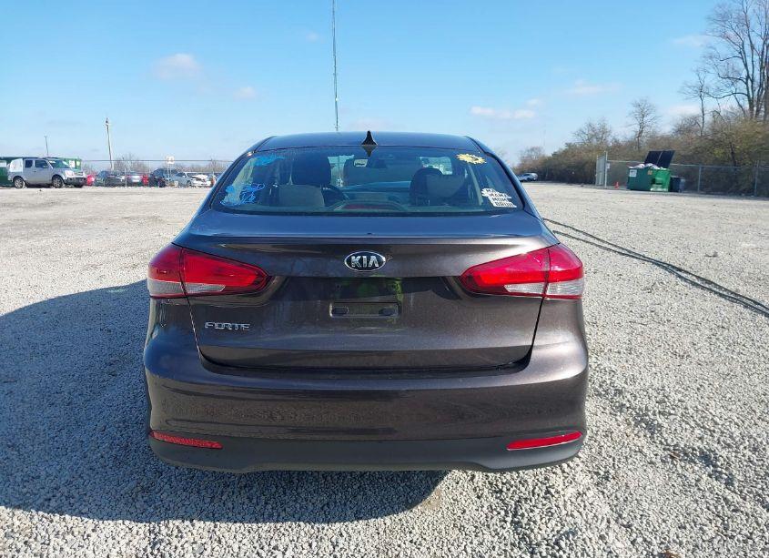 Photo 17 of 2017 Kia Forte LX (VIN 3KPFK4A73HE160867)