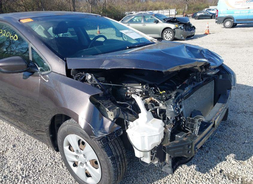 Photo 18 of 2017 Kia Forte LX (VIN 3KPFK4A73HE160867)