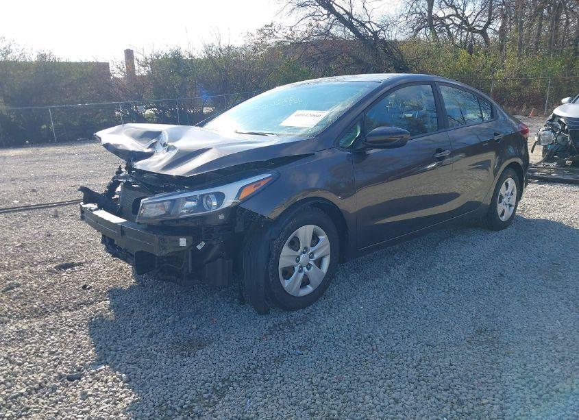 Photo 2 of 2017 Kia Forte LX (VIN 3KPFK4A73HE160867)