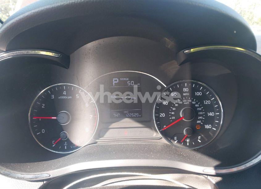 Photo 7 of 2018 Kia Forte LX (VIN 3KPFK4A73JE177030)