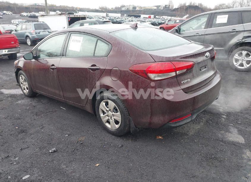 Photo 3 of 2018 Kia Forte LX (VIN 3KPFK4A73JE196743)
