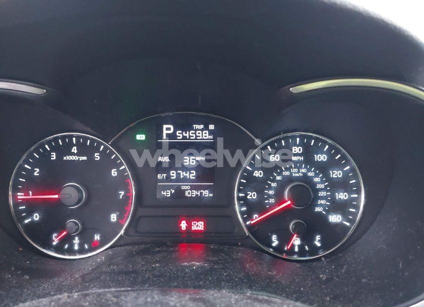 Photo 7 of 2018 Kia Forte LX (VIN 3KPFK4A73JE196743)