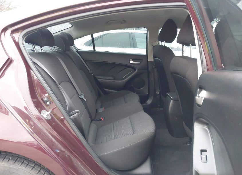 Photo 8 of 2018 Kia Forte LX (VIN 3KPFK4A73JE199464)