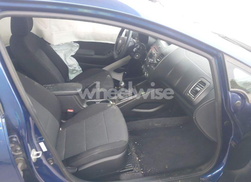 Photo 5 of 2018 Kia Forte LX (VIN 3KPFK4A73JE257010)