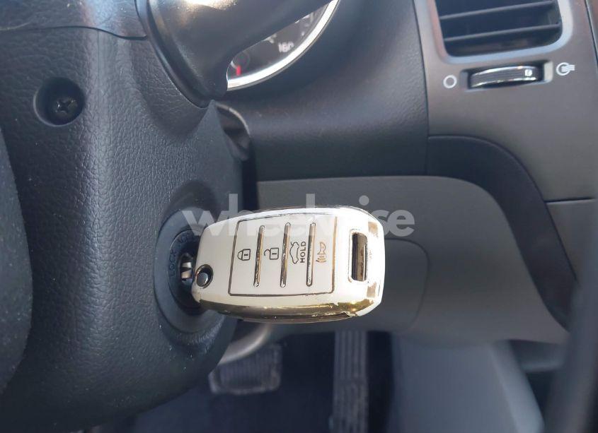 Photo 11 of 2017 Kia Forte LX (VIN 3KPFK4A74HE010069)