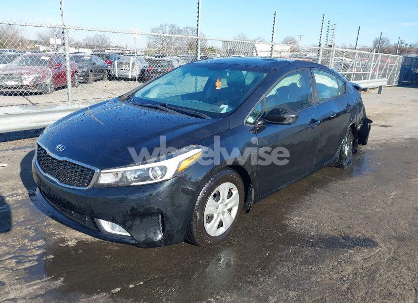 Photo 2 of 2017 Kia Forte LX (VIN 3KPFK4A74HE010069)