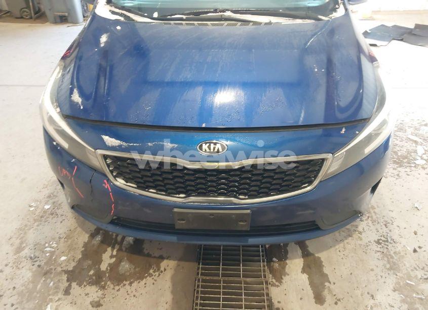 Photo 12 of 2017 Kia Forte LX (VIN 3KPFK4A74HE010637)