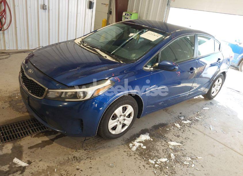 Photo 2 of 2017 Kia Forte LX (VIN 3KPFK4A74HE010637)