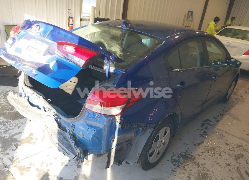 Photo 4 of 2017 Kia Forte LX (VIN 3KPFK4A74HE010637)