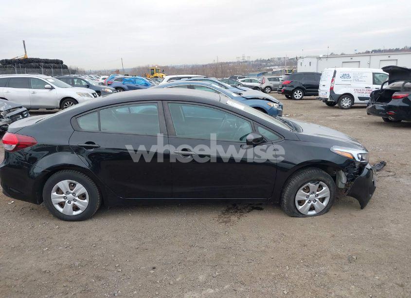 Photo 14 of 2017 Kia Forte LX (VIN 3KPFK4A74HE014946)