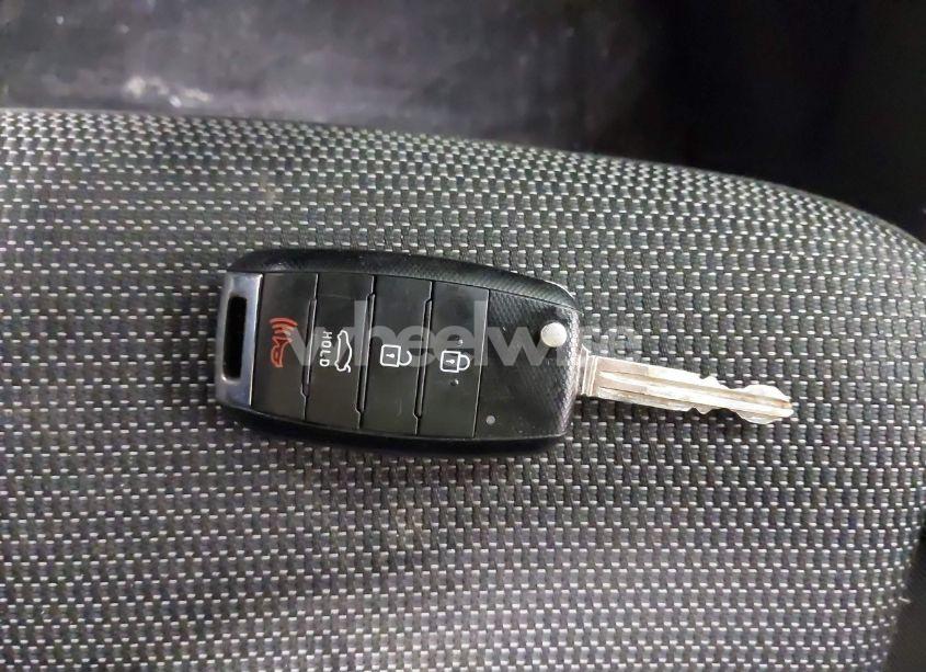 Photo 11 of 2017 Kia Forte LX (VIN 3KPFK4A74HE016955)