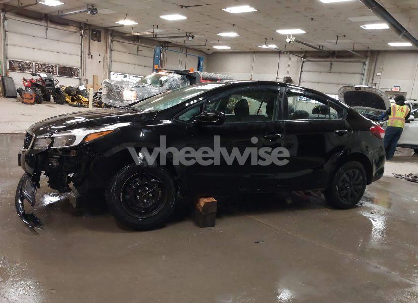 Photo 15 of 2017 Kia Forte LX (VIN 3KPFK4A74HE016955)