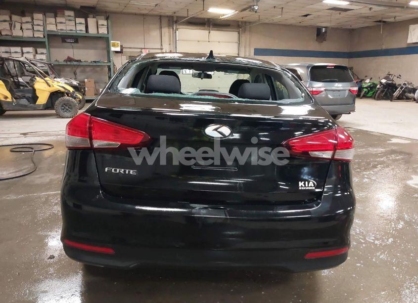 Photo 17 of 2017 Kia Forte LX (VIN 3KPFK4A74HE016955)
