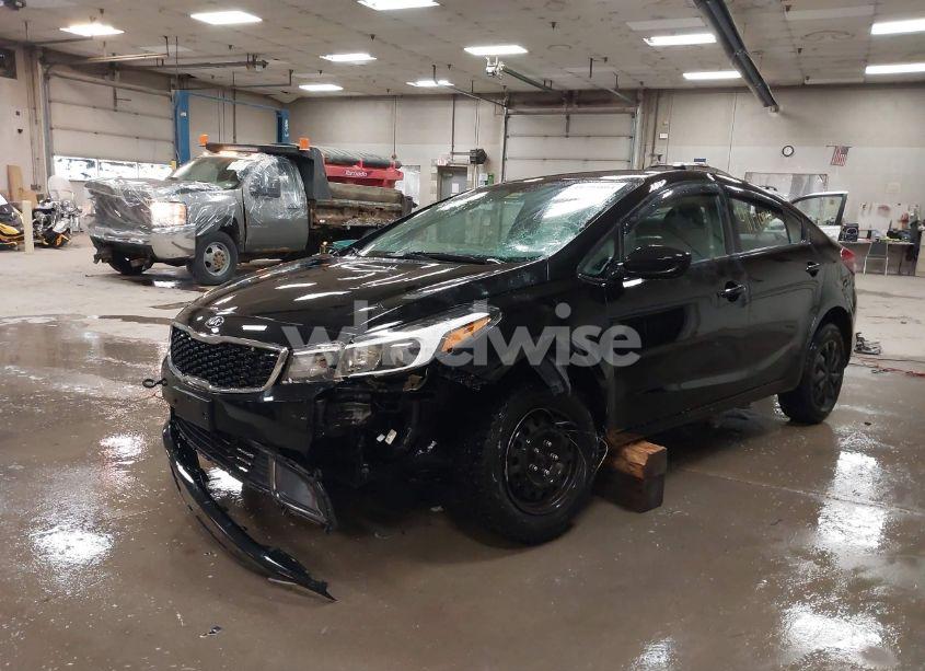 Photo 2 of 2017 Kia Forte LX (VIN 3KPFK4A74HE016955)